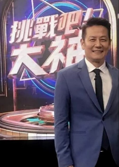 推特高颜值女神Song顶级尤物反差情趣制服勾引金主！无套疯狂抽插视频流出！ - 伦理色片
